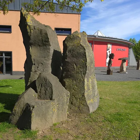 Daire Am Wingertsberg Laacher Glees