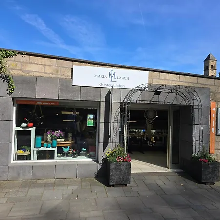 Am Wingertsberg Laacher *