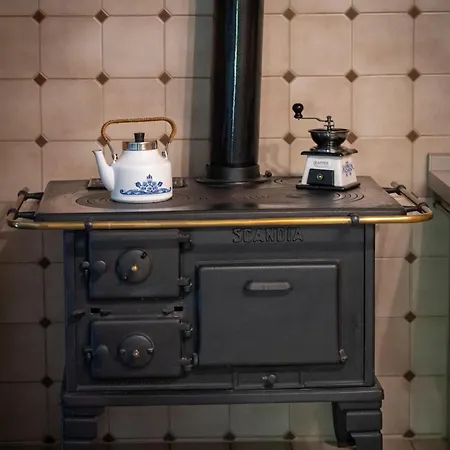 Апартаменты Am Wingertsberg Laacher Glees