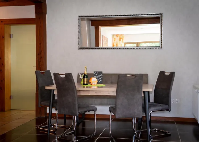 Am Wingertsberg Laacher דירה